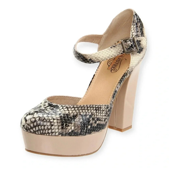 Kenneth Cole Shoes - Unlisted Kenneth Cole Women's Full Circle Snake Skin Pattern Pumps Size 6.5